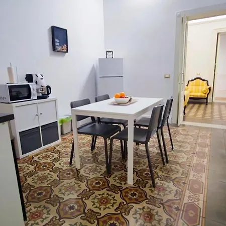 Duhome In The Heart Of Catania