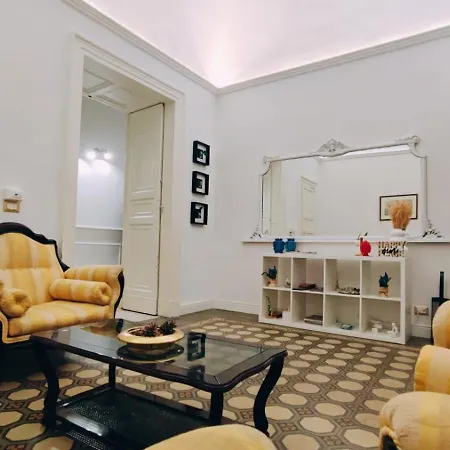 Apartment Duhome In The Heart Of Catania
